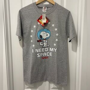 NASA x Snoopy Peanuts' Gray 'I Need My Space' T-Shirt men’s small new with tags
